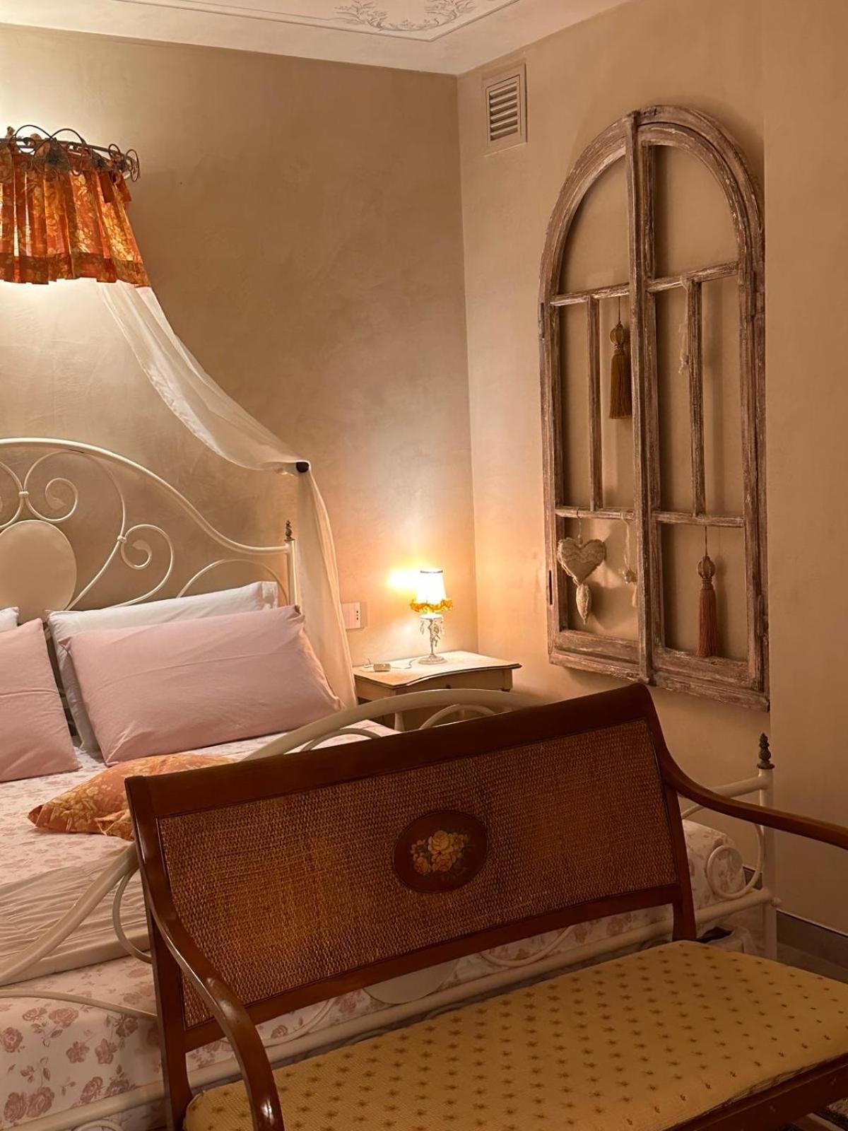 Villa dʼAlmè Le Lanterne Bed & Breakfast エクステリア 写真